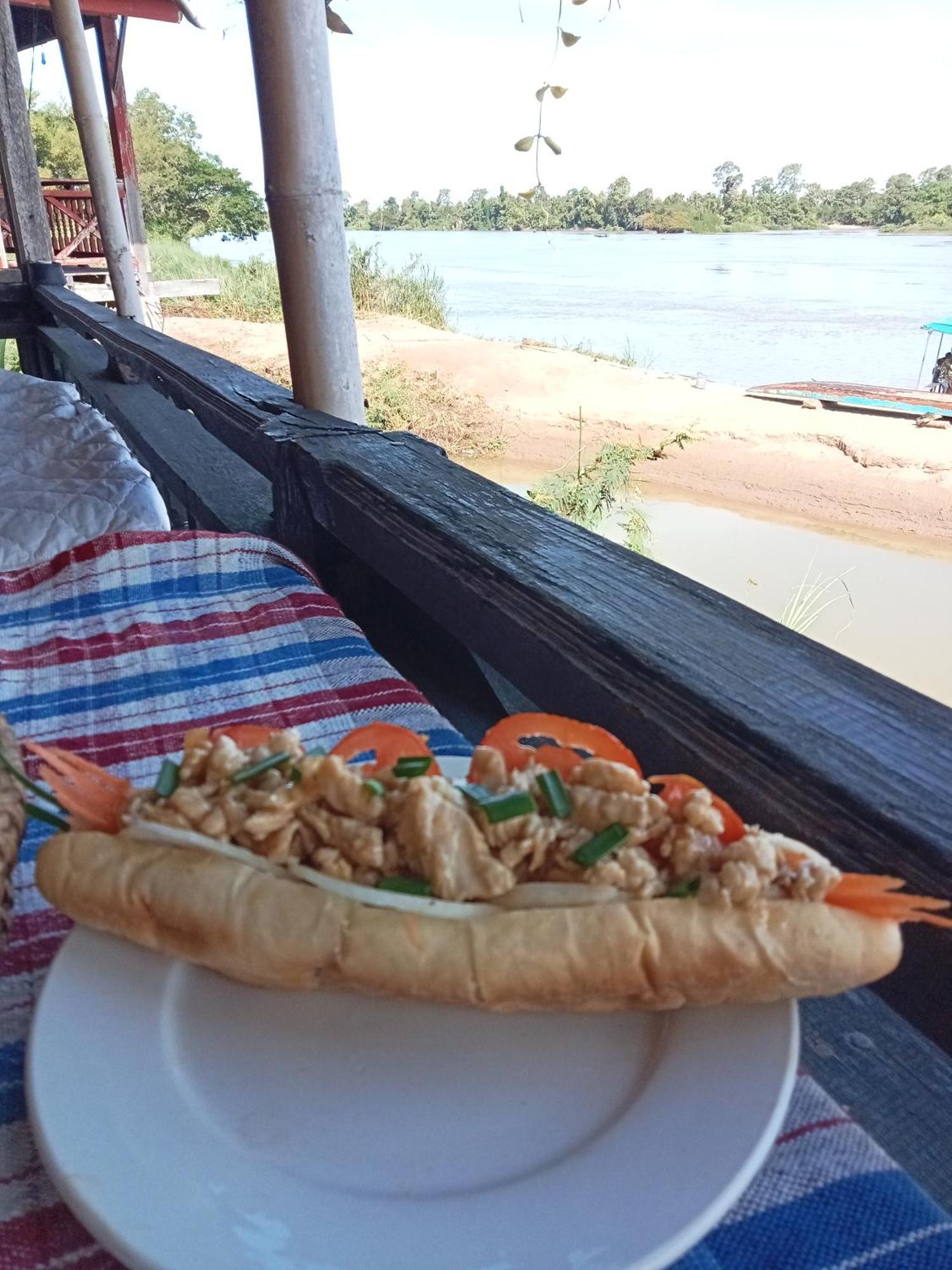Champa Guesthouse Muang Không Екстериор снимка